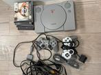 Playstation 1 met spellen en controllers, Spelcomputers en Games, Ophalen of Verzenden, Gebruikt, Met 2 controllers, Met games