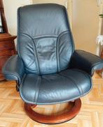 Leren draaistel voor klein persoon, Huis en Inrichting, Fauteuils, Ophalen, Gebruikt, Leer