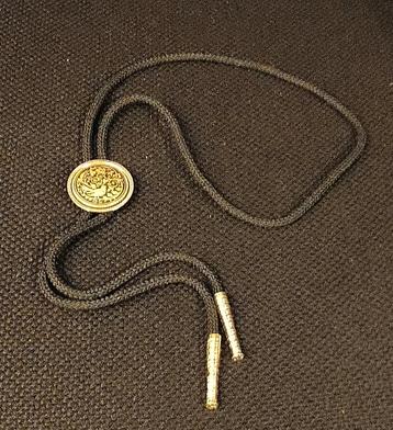 Vintage Bolo Tie messing met vogel design Damasceense  beschikbaar voor biedingen