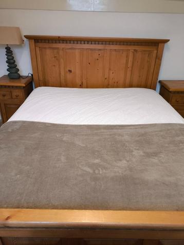 Bed 160 x 200 MOET NU WEG beschikbaar voor biedingen