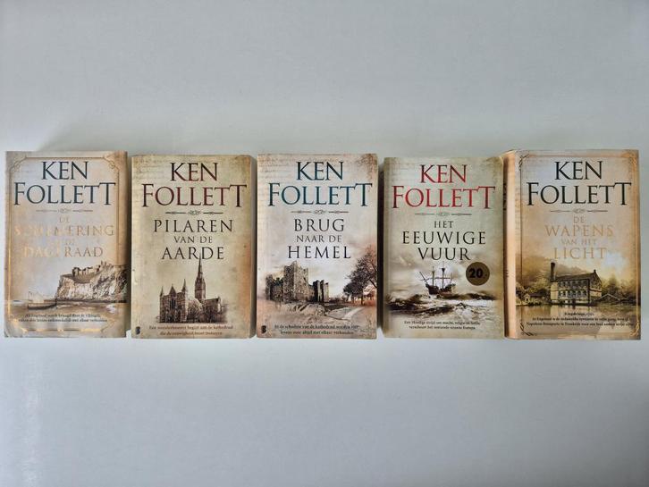 Complete Kingsbridge Saga - Ken Follett, Boeken, Thrillers, Zo goed als nieuw, Ophalen of Verzenden