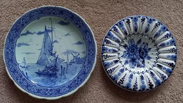 2 mooie Delftsblauwe borden, puntgaaf beschikbaar voor biedingen