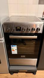 Elektrisch Fornuis met Oven, Witgoed en Apparatuur, Fornuizen, Ophalen, Grill, 4 kookzones, Zo goed als nieuw