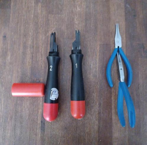 2 x Roebuck DOG  tang links en rechts en 1 x Dag Tang  PTT, Auto diversen, Overige Auto diversen, Ophalen