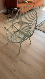 Vintage rotan kuipstoel in mint kleur, Huis en Inrichting, Stoelen, Ophalen, Zo goed als nieuw, Overige kleuren, Eén