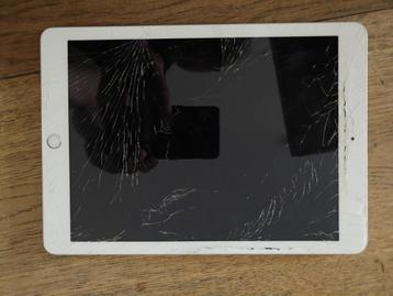iPad 5e generatie - glas scherm kapot beschikbaar voor biedingen