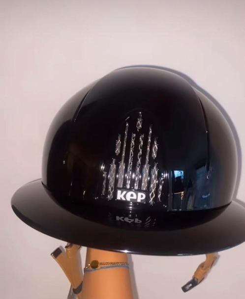 Kep Italia maat L amper gedragwn, Dieren en Toebehoren, Paardrijkleding, Zo goed als nieuw, Cap, Dressuur, Ophalen of Verzenden