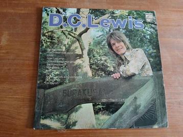 D.C. Lewis - D.C. Lewis beschikbaar voor biedingen
