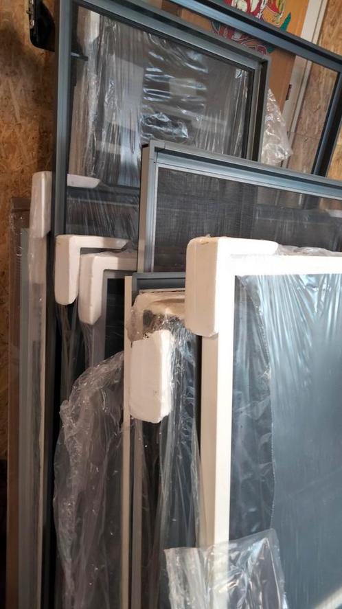 Magazijnopruiming Luxaflex raamhorren(inzet), Doe-het-zelf en Verbouw, Deuren en Horren, Nieuw, Overige typen, 200 tot 215 cm