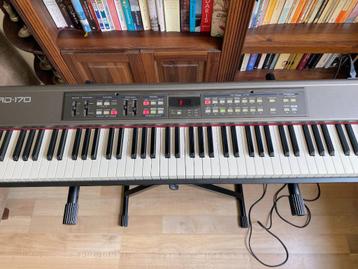 Roland RD-170 Stage Piano beschikbaar voor biedingen