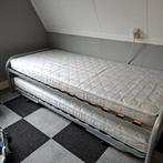 Bed met onderschuif bed., Huis en Inrichting, Slaapkamer | Bedden, 90 cm, Eenpersoons, Ophalen of Verzenden, Zo goed als nieuw