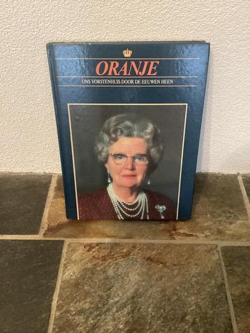1 eeuw van Juliana Oranje beschikbaar voor biedingen