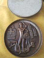 Bronzen Vakantiecursus Medaille 1957 in Doosje, Ophalen of Verzenden, Brons