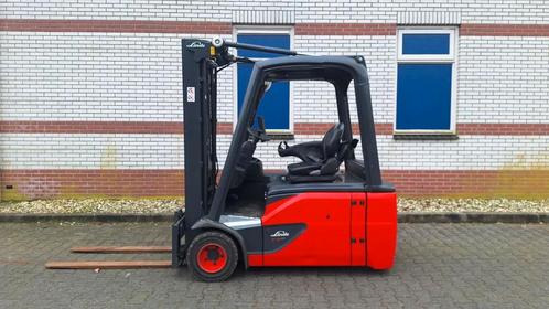 Linde Heftruck e18 triplo, met lage urenstand! (0024), Zakelijke goederen, Machines en Bouw | Heftrucks en Intern transport, Heftruck