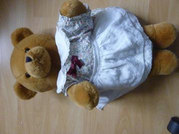 Beer Bijenkorf Sabine beschikbaar voor biedingen