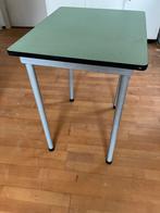 Vintage Groene Tafel met Metalen Poten, Ophalen