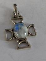 Een prachtige silvere hanger met Maansteen 4 x 3 cm, Overige materialen, Nieuw, Ophalen of Verzenden, Overige kleuren