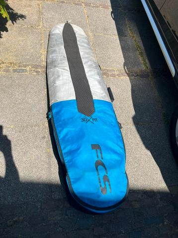 Fcs boardbag 5’4/5’6 (stubby) in uitstekende staat beschikbaar voor biedingen
