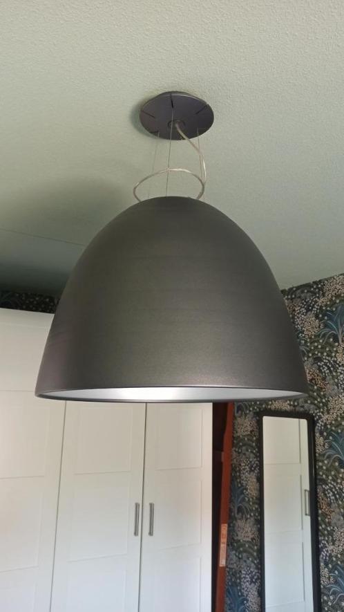 Artemide Nur hanglamp - aluminium antraciet, Huis en Inrichting, Lampen | Hanglampen, Gebruikt, Minder dan 50 cm, Glas, Metaal