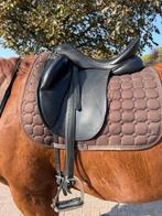 Dressuurzadel Custom Wolfgang zwart, Dieren en Toebehoren, Paarden en Pony's | Zadels, Ophalen, Gebruikt, Dressuur