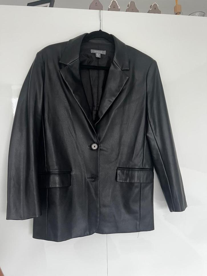 Leren blazer als nieuw maat 38 primark, Kleding | Dames, Jasjes, Kostuums en Pakken, Zo goed als nieuw, Jasje, Maat 38/40 (M)
