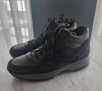 Prachtige Hogan hoge sneakers donkerblauw mt 44 / 10 beschikbaar voor biedingen