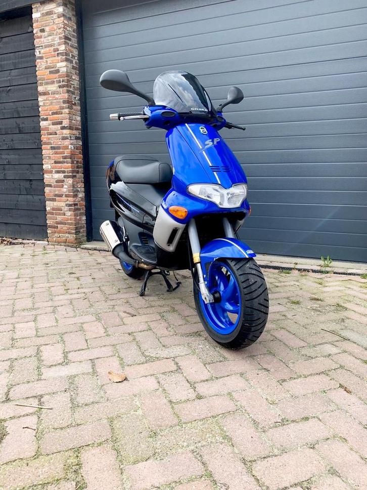 GILERA RUNNER GEZOCHT!!!, Fietsen en Brommers, Scooters | Piaggio, Zo goed als nieuw, Overige modellen, Maximaal 45 km/u, Tweetakt