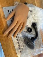 Te koop siliconen presentatie/oefen hand urban nails, Ophalen of Verzenden, Zo goed als nieuw, Overige kleuren, Handen en Nagels