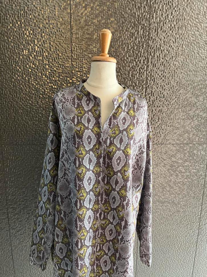 Sylver Zijden Blouse - Maat 46, Kleding | Dames, Blouses en Tunieken, Zo goed als nieuw, Maat 46/48 (XL) of groter, Grijs, Ophalen of Verzenden