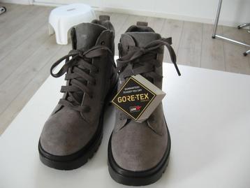 Nw halfhoge stevige Goretex wandel schoenen m 36 grijs €85.-