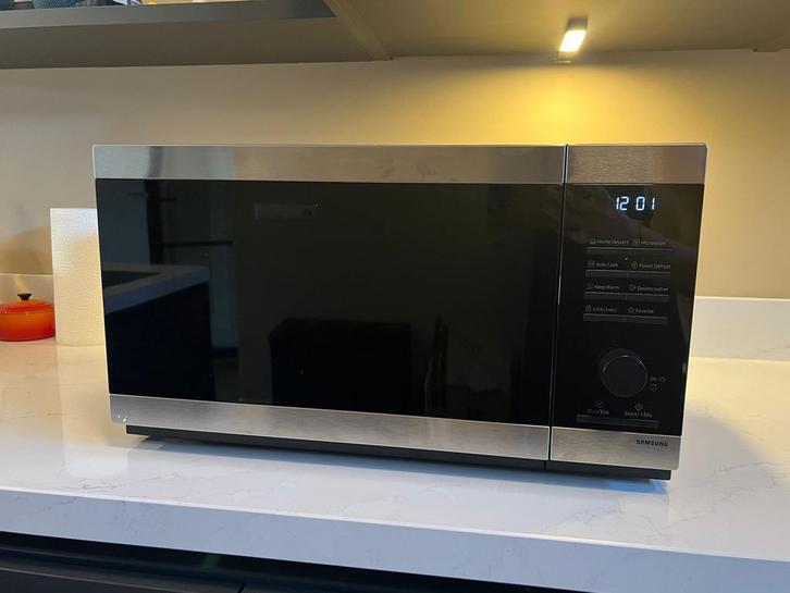 Samsung Magnetron | MW4000D | goede staat, Witgoed en Apparatuur, Magnetrons, Zo goed als nieuw, Vrijstaand, Magnetron, 45 tot 60 cm
