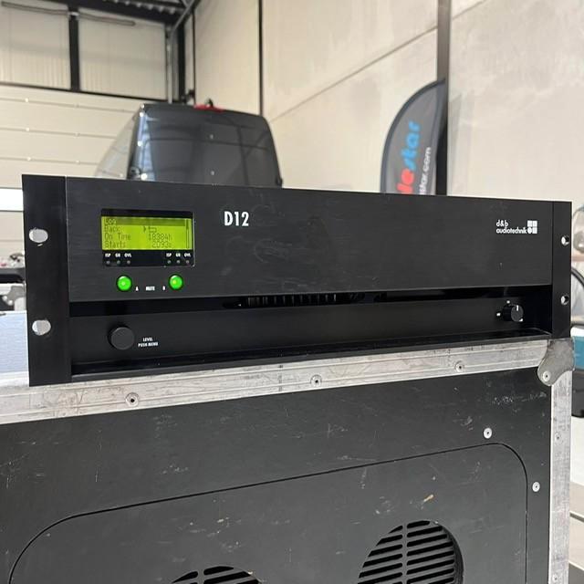 d&b audio D12, Audio, Tv en Foto, Professionele Audio-, Tv- en Video-apparatuur, Gebruikt, Audio, Ophalen of Verzenden