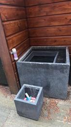 Diversen plantenbakken, Tuin en Terras, Bloembakken en Plantenbakken, Ophalen, Zo goed als nieuw, Rond, Kunststof