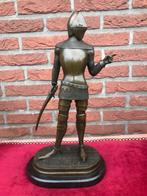 prachtbeeld! stoere ridder, brons en marmer, Antiek en Kunst, Ophalen of Verzenden, Brons