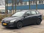 Hyundai I30 CW 1.4i Blue Active Airco! Grootscherm! APK!, Auto's, Voorwielaandrijving, Gebruikt, 4 cilinders, 1396 cc