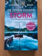 De Zeven Zussen - Storm (Lucinda Riley), Ophalen of Verzenden, Zo goed als nieuw, Lucinda Riley, Nederland