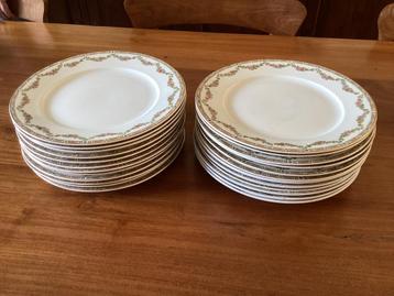 Societe Ceramique dinerborden (24x). beschikbaar voor biedingen