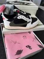 Jordan 1 Low OG Travis scott Olive 37.5 & 39, Kleding | Heren, Schoenen, Ophalen of Verzenden, Zo goed als nieuw, Overige kleuren