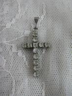 Hangertje - Kruis met Strass Steentjes - 2.5 x 1.8 cm, Sieraad, Gebruikt, Christendom | Katholiek, Verzenden