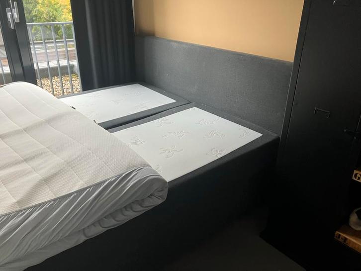 Electrisch Boxspring Onderstel + Hoofdbord 180x220, Huis en Inrichting, Slaapkamer | Boxsprings, Gebruikt, 180 cm, 220 cm, Tweepersoons
