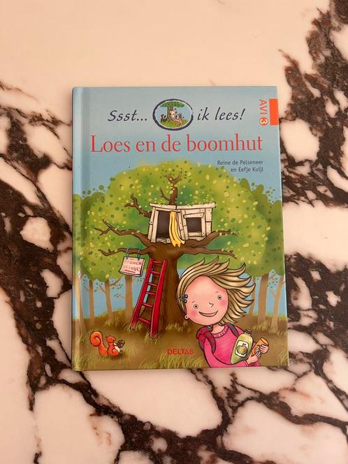 de R. Pelseneer - Loes en de boomhut, Boeken, Kinderboeken | Jeugd | onder 10 jaar, Zo goed als nieuw, Ophalen of Verzenden