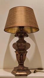 Exclusieve tafellamp met zijde lampenkap. Totaal 60 cm. hoog, Ophalen of Verzenden, Zo goed als nieuw, 50 tot 75 cm