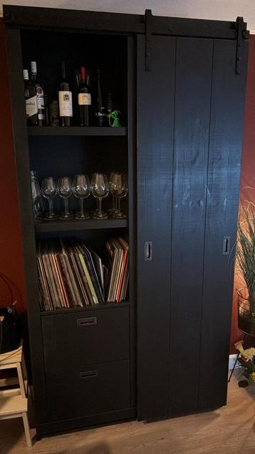 VT Wonen WOOOD Barn kast zwart beschikbaar voor biedingen