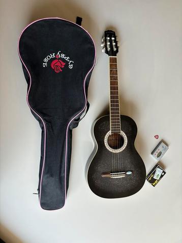 Zwarte Gypsy Rose gitaar beschikbaar voor biedingen