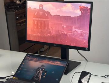 LG Monitor | 24 Inch beschikbaar voor biedingen