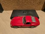 Ferrari 250 GTO (1962) 1:24, Hobby en Vrije tijd, Ophalen of Verzenden, Zo goed als nieuw, Auto, Bburago