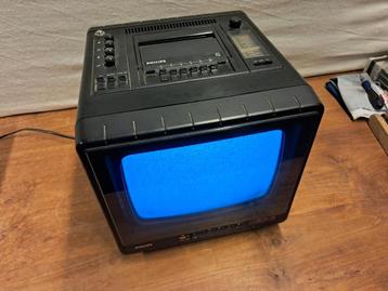 Philips TYPE9 TC2100 cassette, (wekker) radio, TV (vintage) beschikbaar voor biedingen