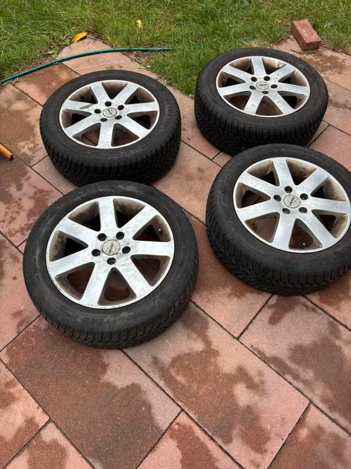 Goodyear Ultragrip Winterbanden Volvo V60 205/55/R16, Auto diversen, Autosport-onderdelen, Gebruikt, Ophalen