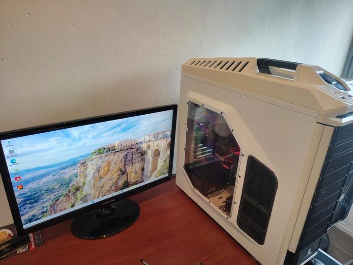 Game PC - i5, RX 580, Cooler Master Stryker, Computers en Software, Desktop Pc's, Refurbished, 2 tot 3 Ghz, HDD, SSD, 8 GB, Met videokaart