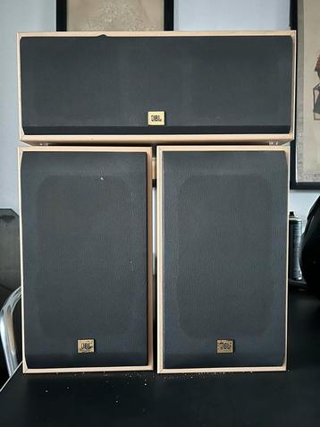 2x JBL ATX 20. 1x JBL ATX 10C